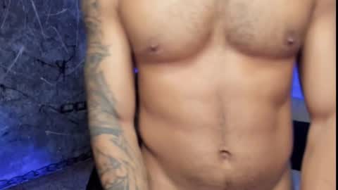 Leo independent model online show from February 3, 2:53 am