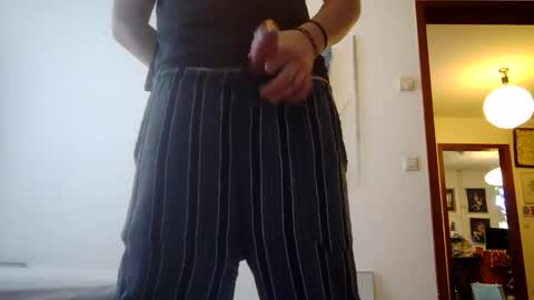 leolongbln online show from October 22, 8:29 am