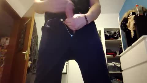 leolongbln online show from October 23, 4:32 pm