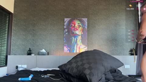 Leon online show from January 18, 2:18 am