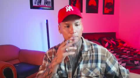 Lenardo jaramillo online show from October 14, 10:28 pm