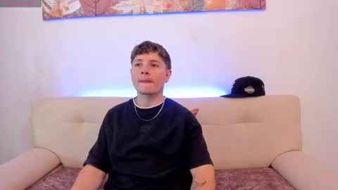 Leo  online show from October 14, 9:11 pm