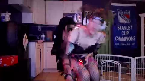 Keith online show from November 30, 2:02 am