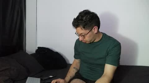 Torres online show from March 21, 6:06 am