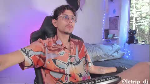 Snapshot of letrip__ chatting on September 11, 12:26 pm letrip online show from September 11, 12:26 pm