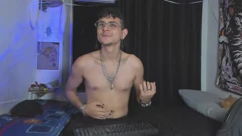 Snapshot of letrip__ chatting on January 11, 4:27 am letrip online show from January 11, 4:27 am
