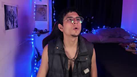 Snapshot of letrip__ chatting on March 12, 2:41 am letrip online show from March 12, 2:41 am
