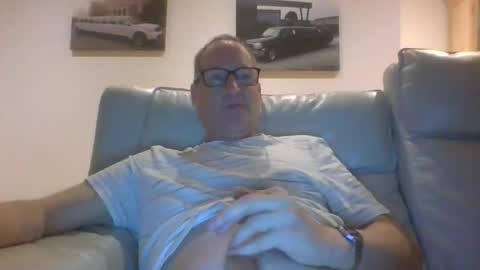 Snapshot of levensgenieters2 chatting on January 8, 9:23 pm levensgenieters2 online show from January 8, 9:23 pm