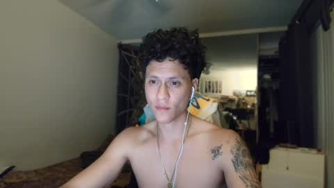 levi44488 online show from March 12, 4:08 am