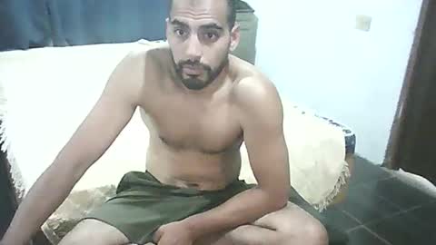 leviatanencasa online show from January 11, 2:43 pm