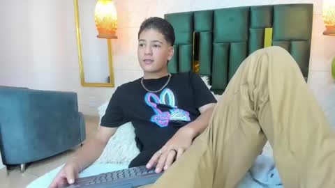 LevySteven online show from October 18, 6:29 am