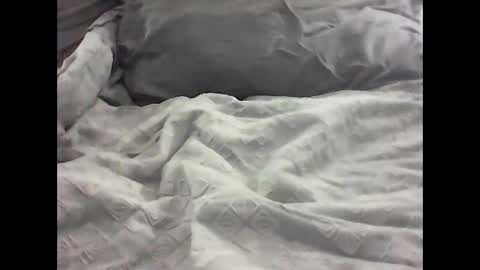 Snapshot of leweylewy chatting on October 7, 5:00 am leweylewy online show from October 7, 5:00 am
