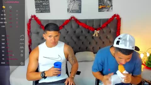 lewis online show from December 30, 7:21 pm