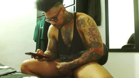 Lewis Strong online show from October 26, 4:53 pm