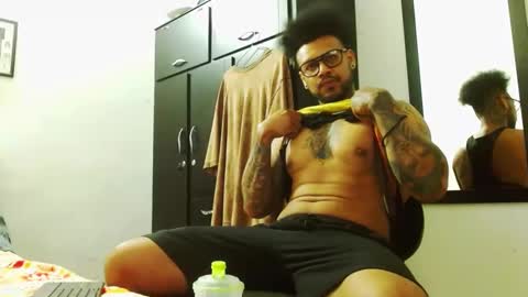 Lewis Strong online show from November 17, 2:53 pm