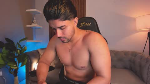 Liam Collins online show from March 11, 11:39 am