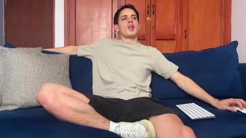 Liam online show from November 28, 4:31 pm