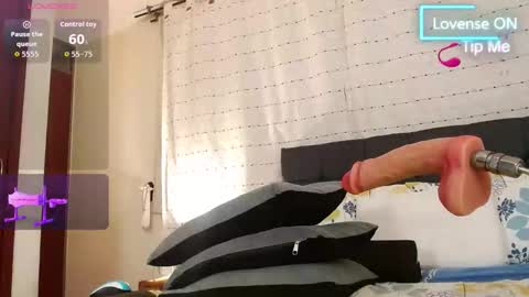 HORNYMOAN online show from February 18, 11:02 pm