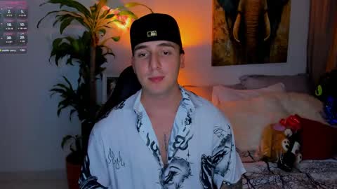 Snapshot of liam_oficial chatting on February 15, 5:30 am liam online show from February 15, 5:30 am