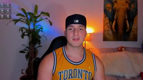 Snapshot of liam_oficial chatting on February 28, 4:43 am liam online show from February 28, 4:43 am