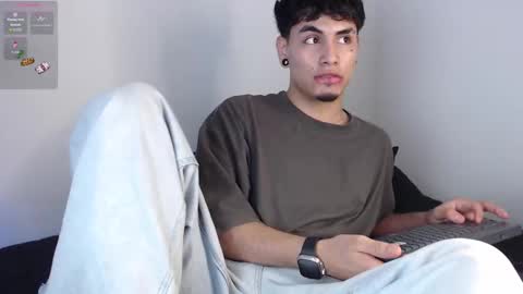 Snapshot of liam_ruiz_ chatting on September 22, 3:39 am Liam online show from September 22, 3:39 am
