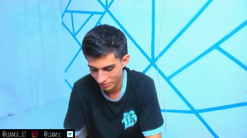 liam_scott7 online show from October 7, 10:14 pm