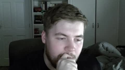 Liam Fox online show from October 11, 2:15 am