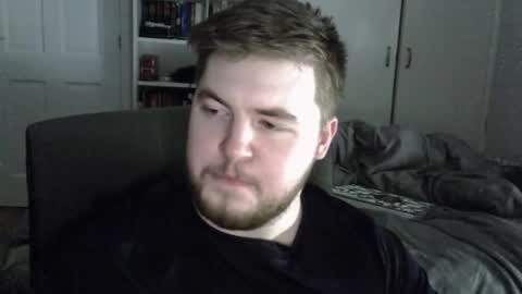 Liam Fox online show from October 14, 11:56 pm