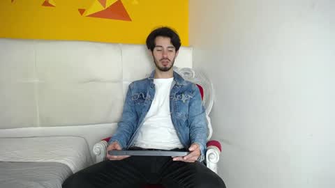 LiamLuxe online show from January 24, 12:31 pm