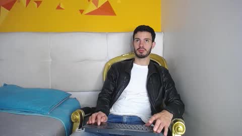 LiamLuxe online show from September 14, 1:35 pm