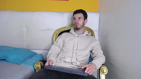 LiamLuxe online show from September 22, 12:37 pm