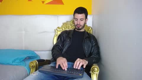 LiamLuxe online show from October 1, 1:04 pm