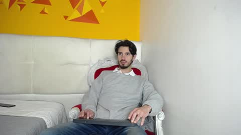 LiamLuxe online show from January 28, 12:32 pm