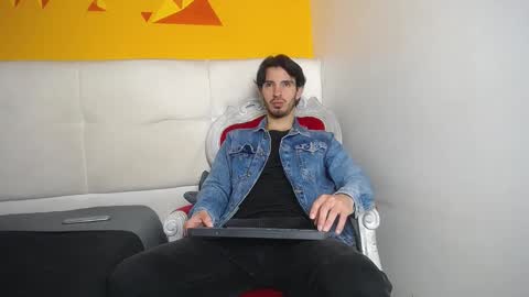 LiamLuxe online show from February 24, 12:26 pm