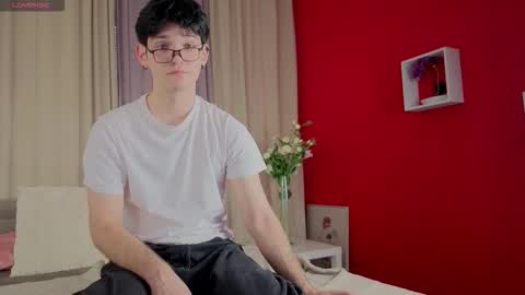 liamrivers online show from November 17, 2:20 pm