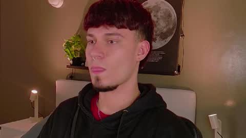 Liam Thunder online show from October 13, 7:31 pm