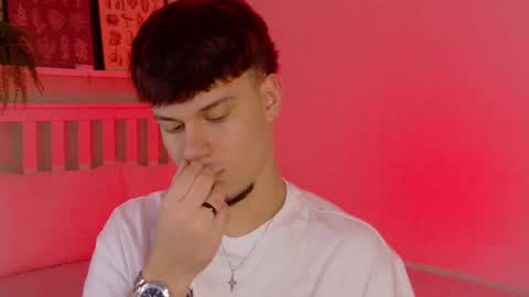 Liam Thunder online show from October 10, 8:24 pm