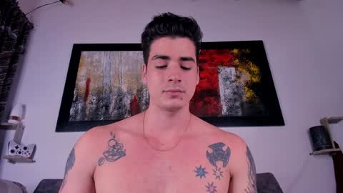 Snapshot of liamwyatt_ chatting on December 23, 4:22 am liamwyatt_ online show from December 23, 4:22 am