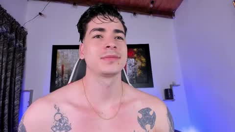 Snapshot of liamwyatt_ chatting on October 2, 5:33 am liamwyatt_ online show from October 2, 5:33 am