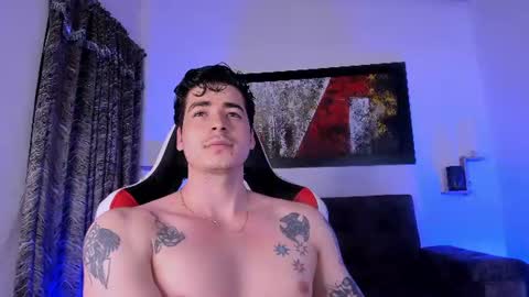 liamwyatt_ online show from June 15, 3:42 am