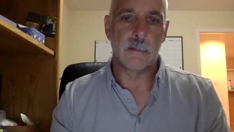 likefhot online show from November 18, 5:00 am