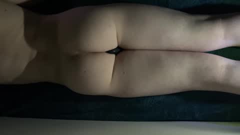 lilbenny05 online show from October 20, 7:45 am