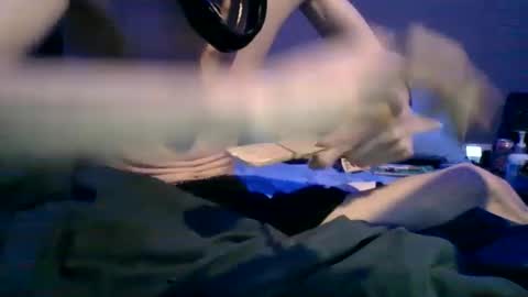 lildman420 online show from October 9, 6:40 am