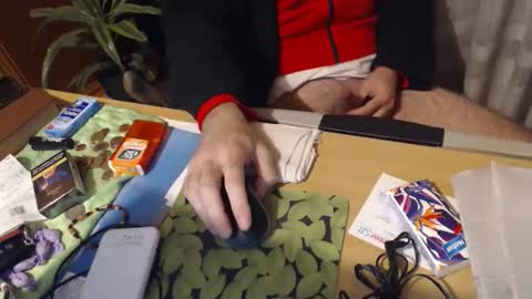 liliputis online show from December 14, 5:31 pm