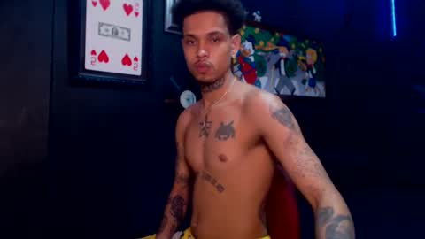 Snapshot of lilray99 chatting on December 3, 2:34 am ONLYFANS online show from December 3, 2:34 am