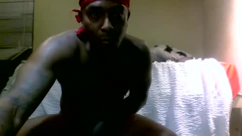 Snapshot of lincolnlongdick chatting on January 2, 10:37 am Richie Rich online show from January 2, 10:37 am