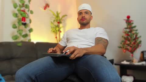 lincom amith online show from December 22, 5:23 am