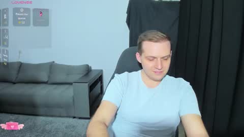 Lucius online show from December 21, 6:38 pm