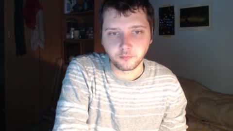 Snapshot of littlealien7 chatting on September 19, 6:36 am littlealien7 online show from September 19, 6:36 am