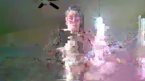 Snapshot of littlepetey17 chatting on January 26, 3:58 pm littlepetey17 online show from January 26, 3:58 pm